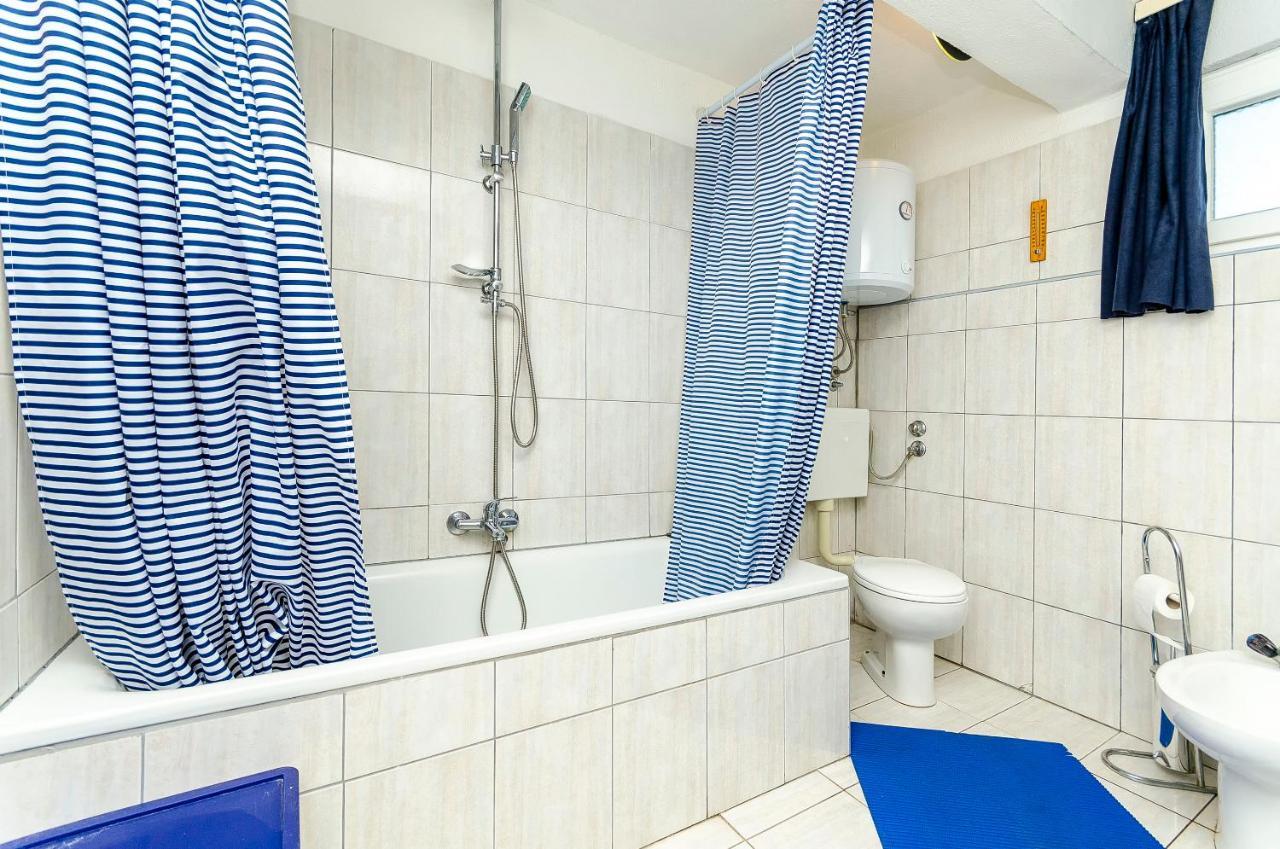 Apartment Branislava Rogoznica  Extérieur photo